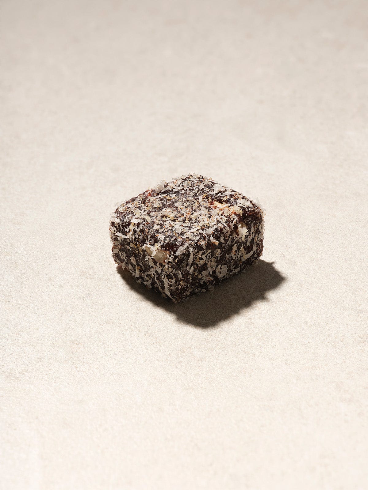 COCOHAGEN Hazel | Organic, plant based cocoa truffle – Cocohagen